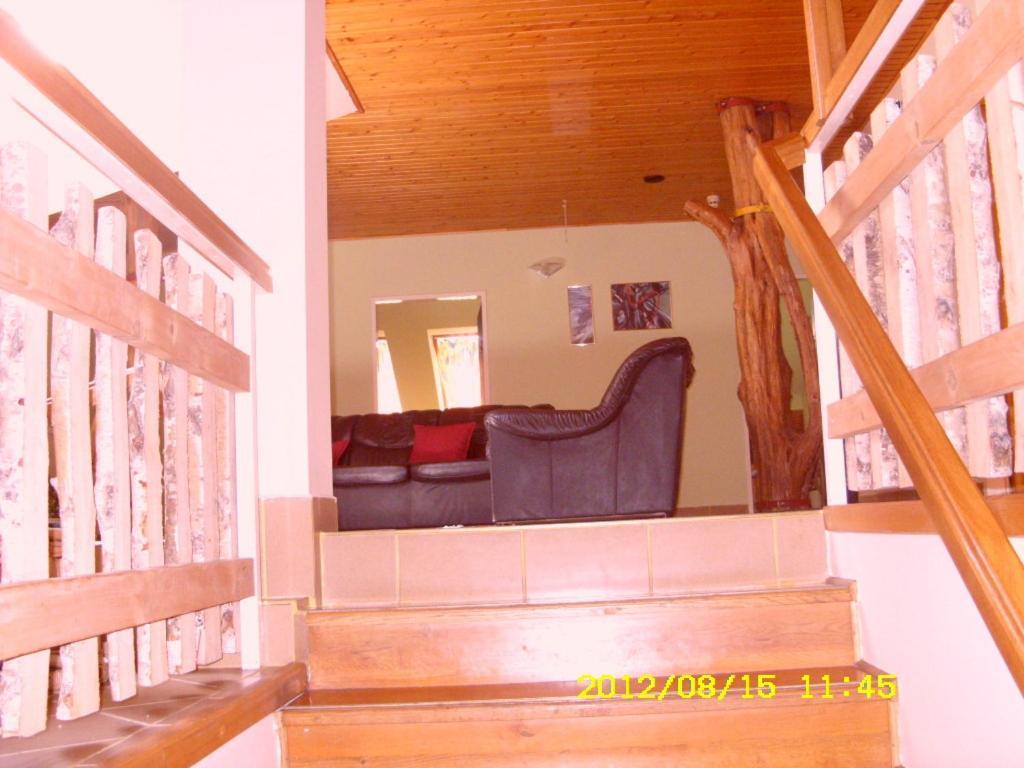 Korona Szallo Hotel Нагиканиша Екстериор снимка